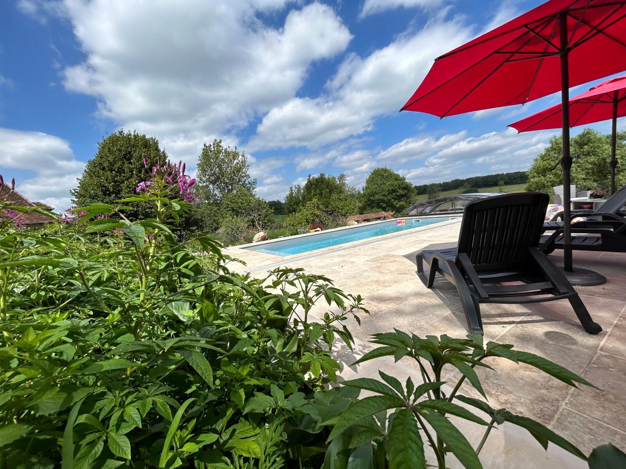 Demeure Du Vallon - D'hotes De Charme * Azerat